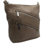 Torebka damska listonoszka crossbody brązowa – na ramię, miejska, pojemna — 3